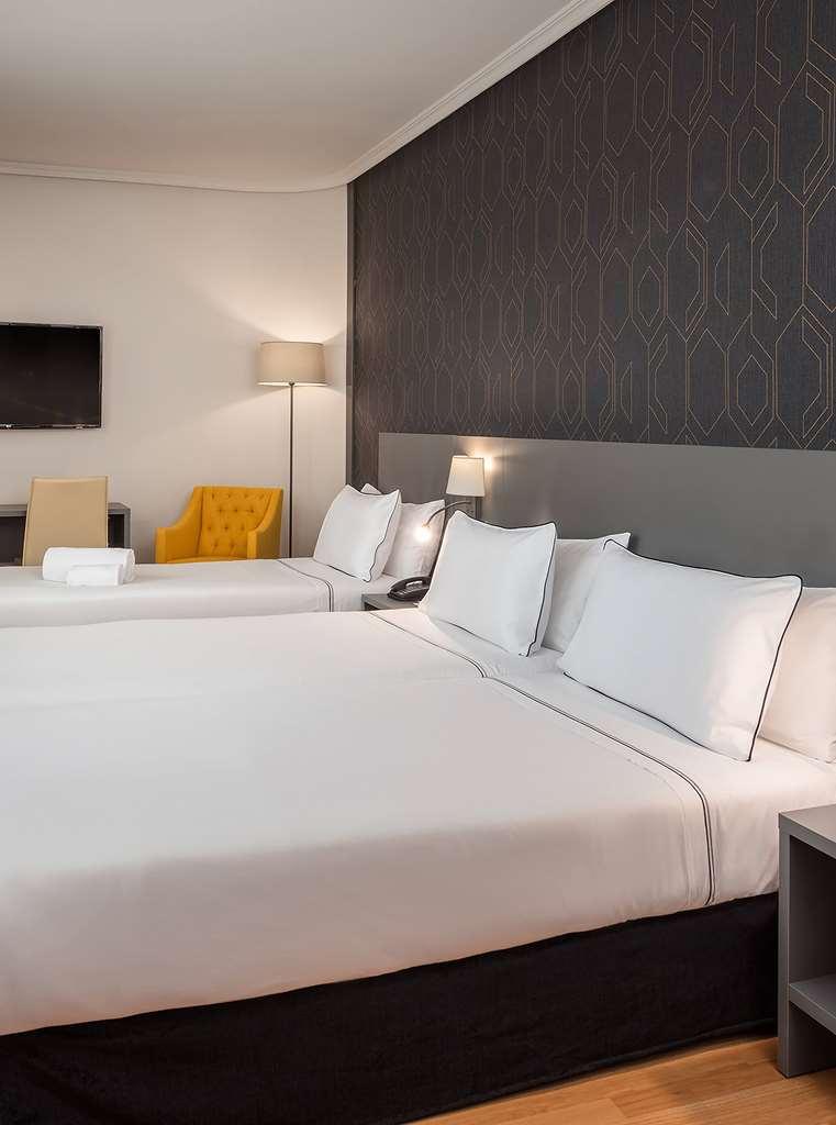 Hotel Plaza De España, Affiliated By Meliá 4*