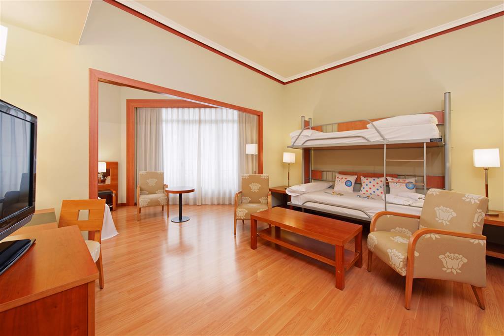 Plaza De España, Affiliated By Meliá 4*