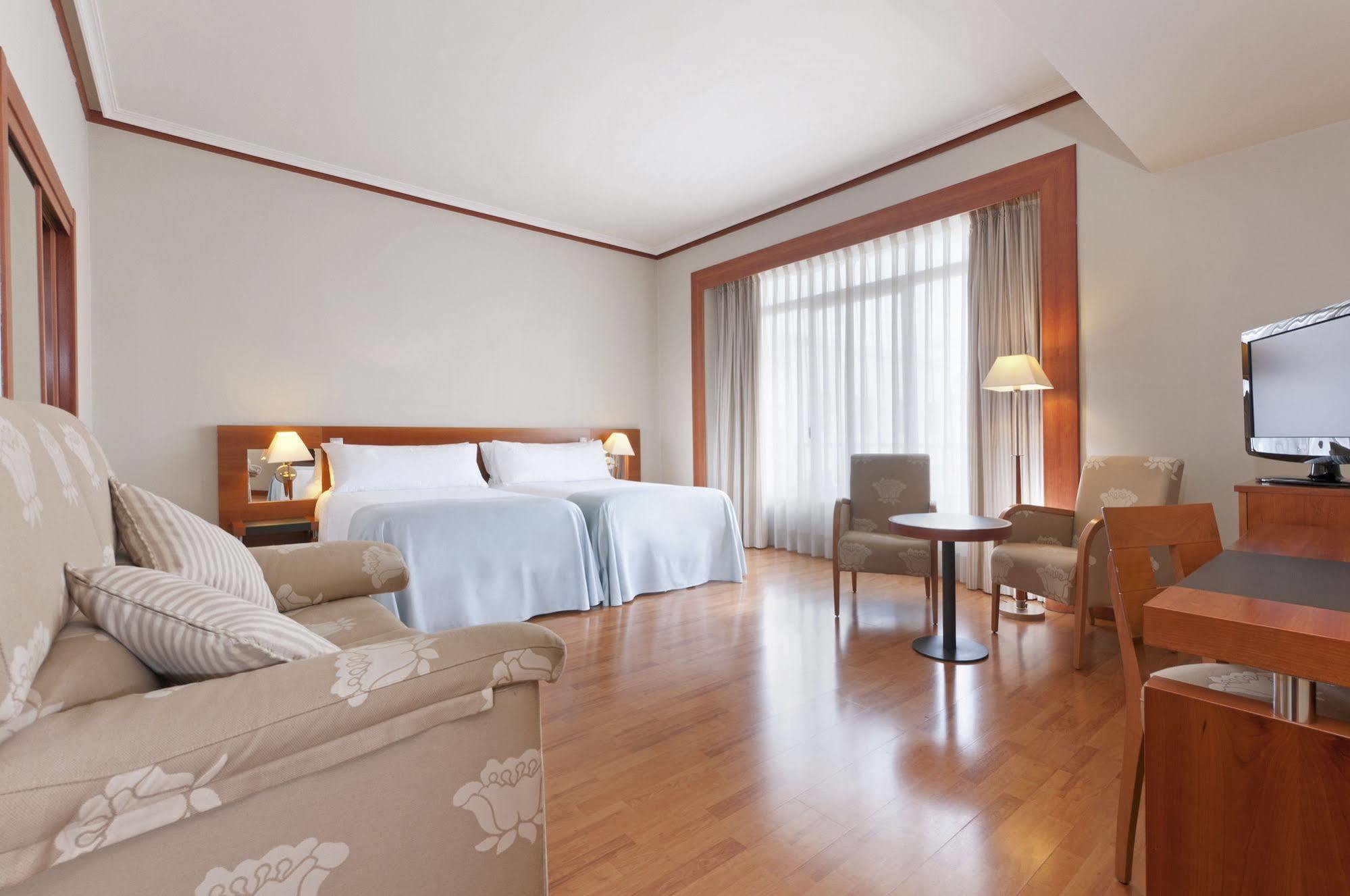 Plaza De Espana, Affiliated By Melia 4*
